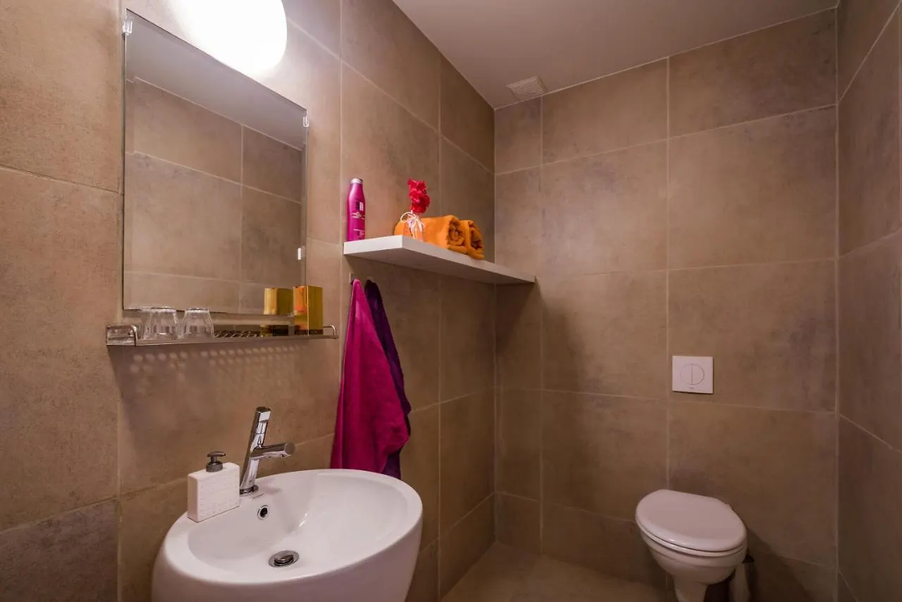 Villa San Sebastian Willibrordus Apartment